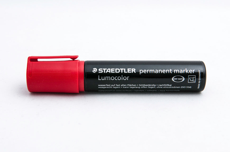 Permanentni marker Staedtler 388-2, rdeč