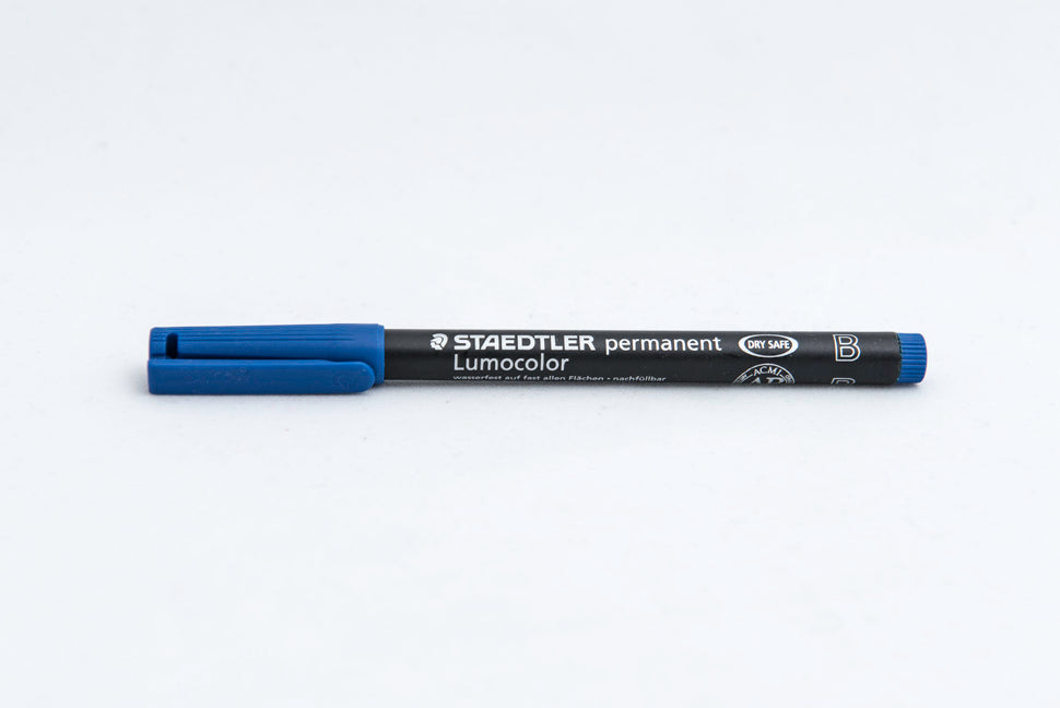 Permanentni marker Staedtler Lumocolor 314-3 B, moder