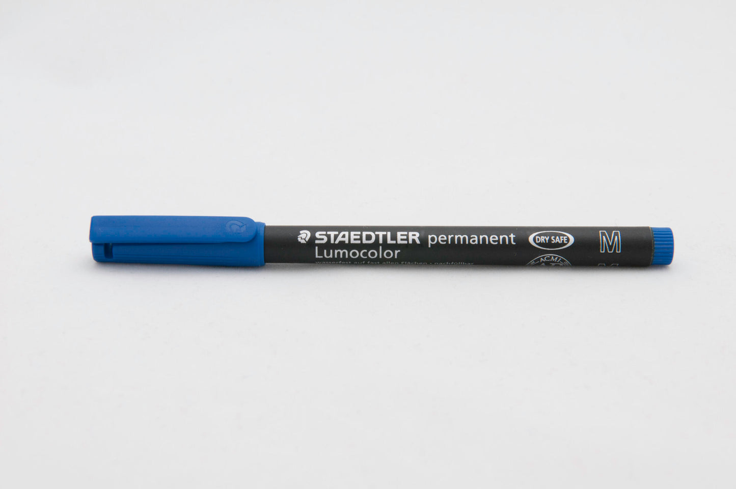 Permanentni marker Staedtler Lumocolor 317-3 M, moder