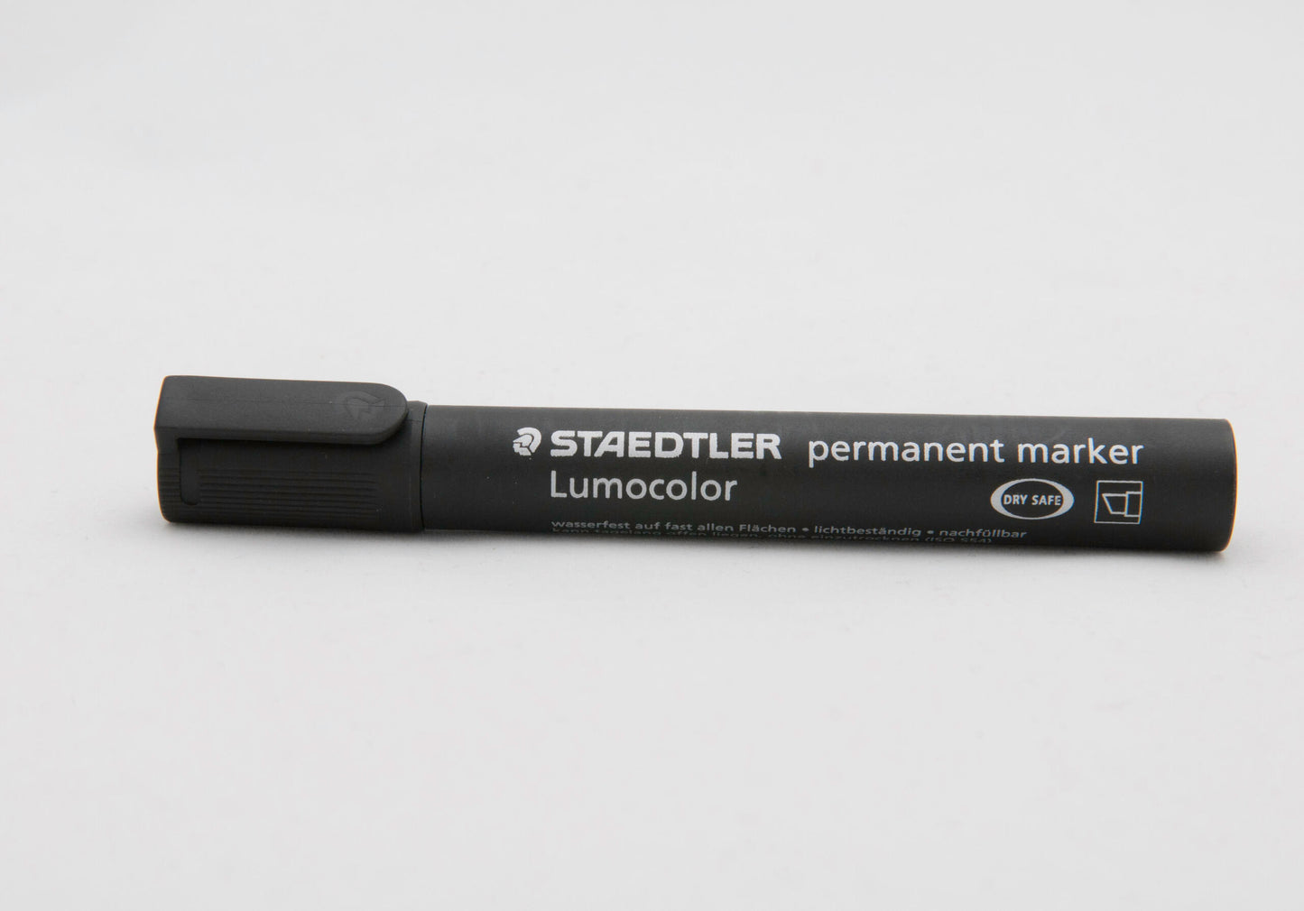 Permanentni marker Staedtler Lumocolor 350-9, črn