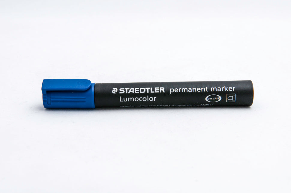 Permanentni marker Staedtler Lumocolor 352-3, moder