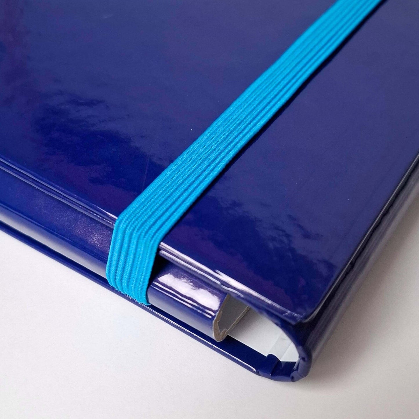 Mapa s klapo in elastiko Axis, A4/30mm, modra