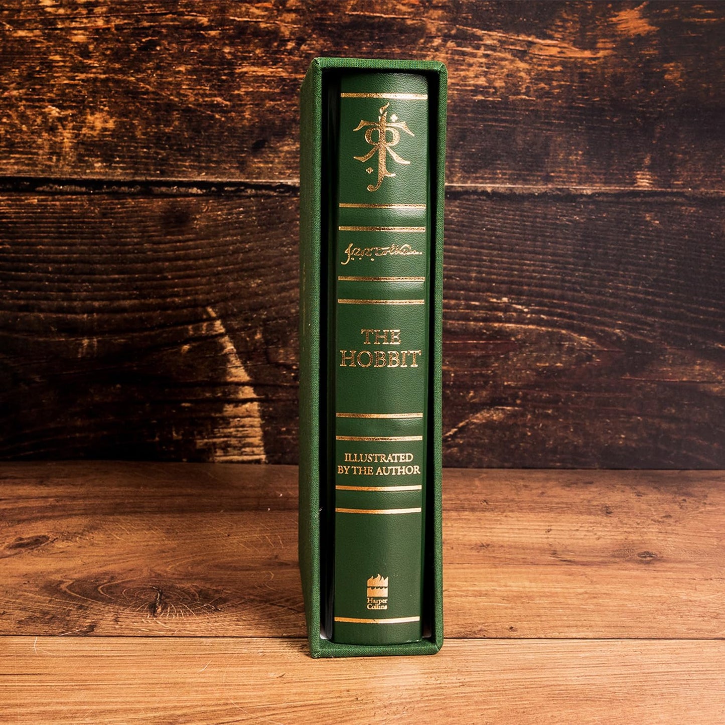 The Hobbit Deluxe Edition - Illustrated by the Author