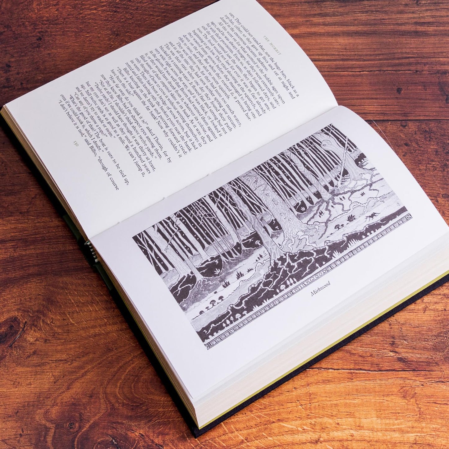 The Hobbit Deluxe Edition - Illustrated by the Author