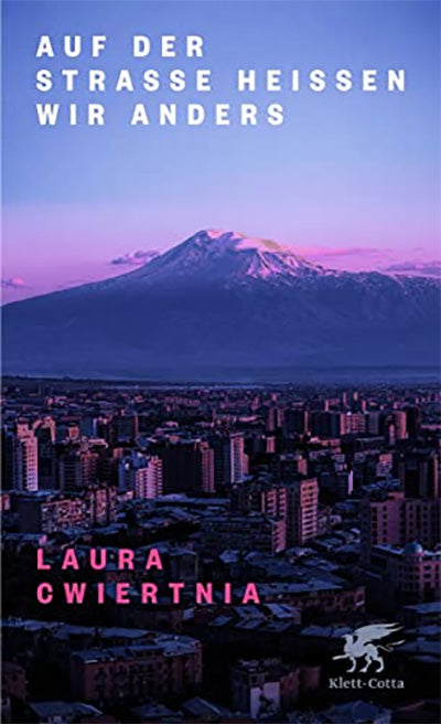 AUF DER STRASSE HEISSEN WIR ANDERS