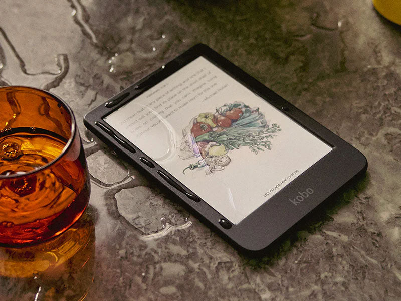 E-bralnik KOBO Clara COLOUR, črn 16GB