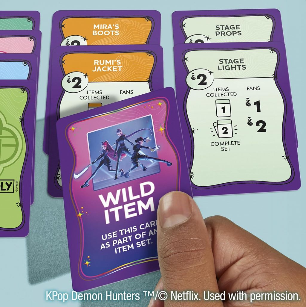 Družabna igra Monopoly Deal K-Pop Demon Hunters – angleška izdaja