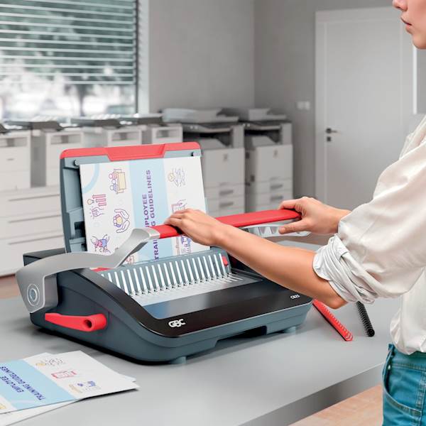 Aparat za spiralno vezavo GBC CombBind CB25