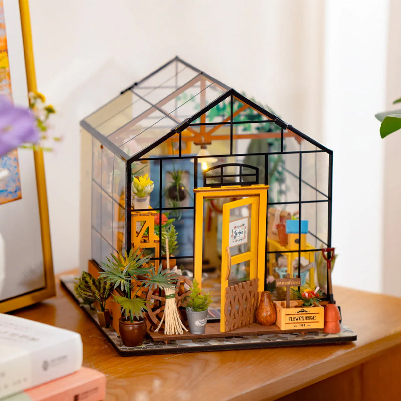 3D sestavljanka in držalo za knjige Book Nook, Cathy's Flower House