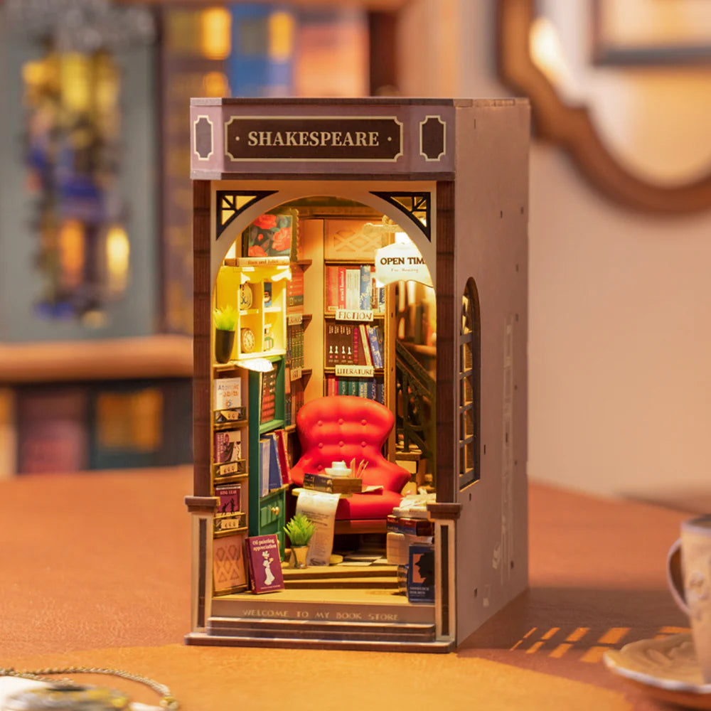 3D sestavljanka in držalo za knjige Book Nook, Bookstore