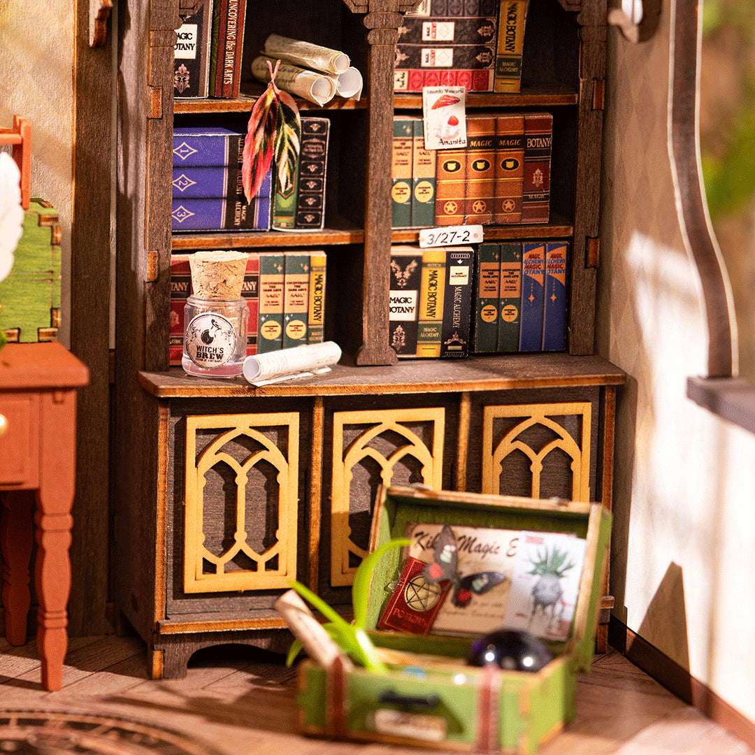 3D sestavljanka in držalo za knjige Book Nook, Magic Study