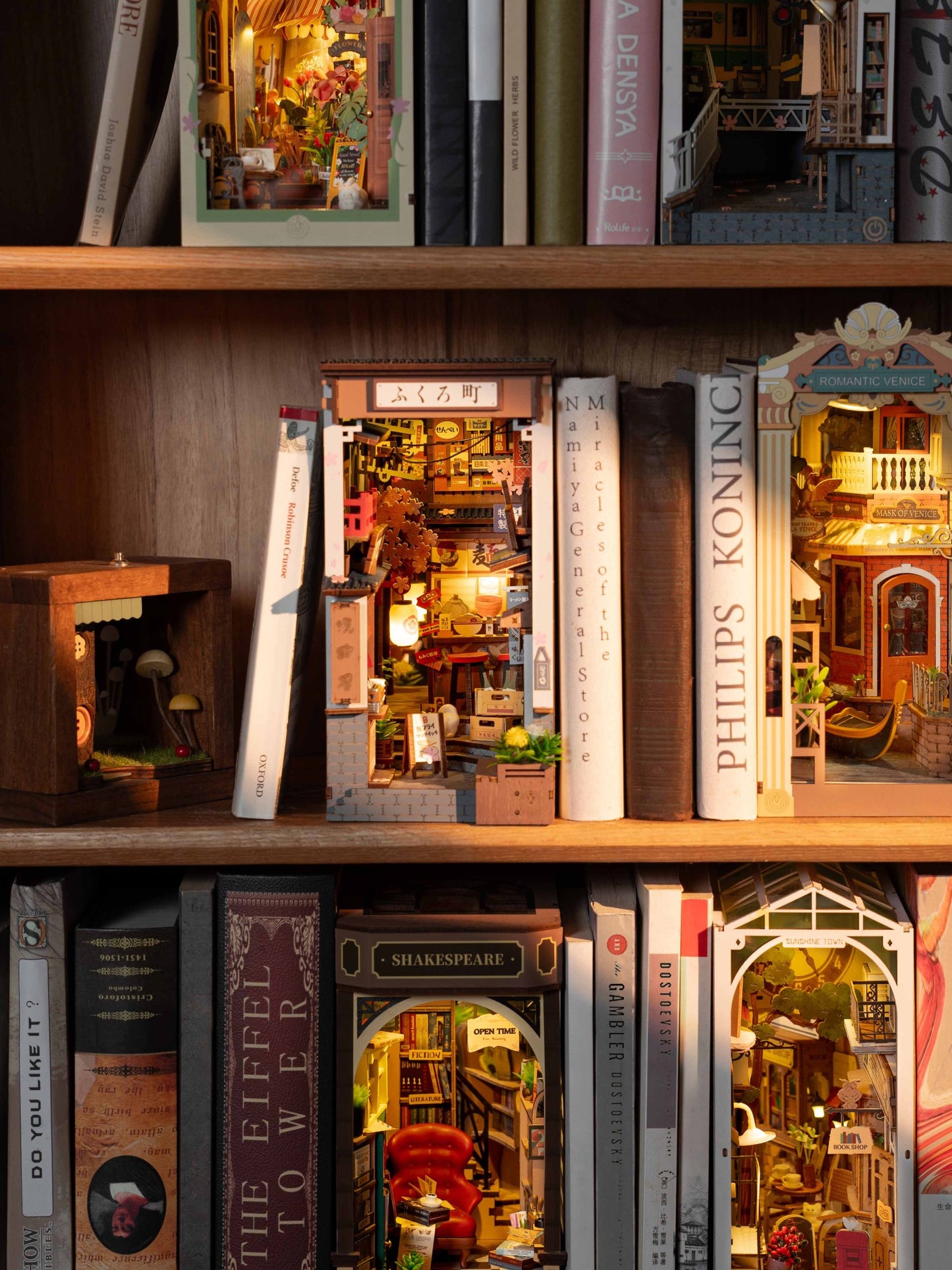 3D sestavljanka in držalo za knjige Book Nook, Sakura Wine Alley