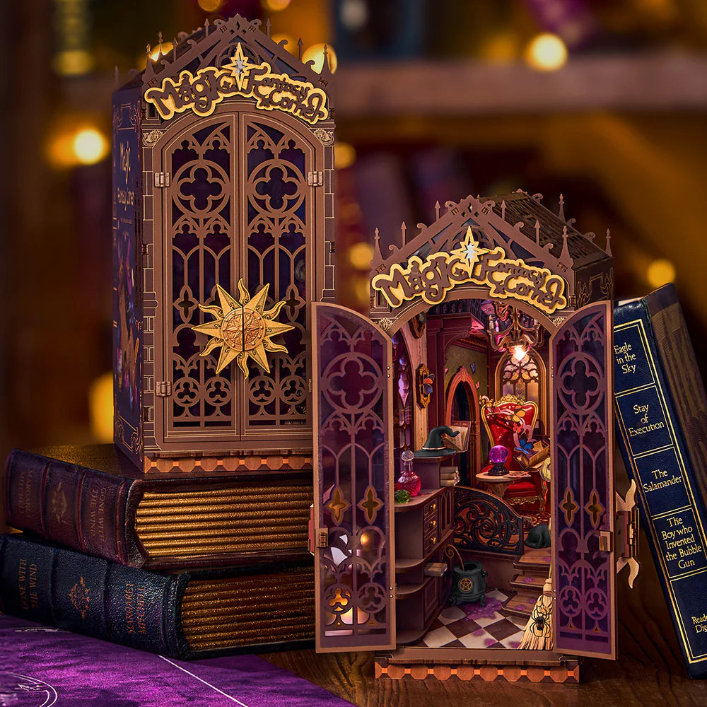 3D sestavljanka in držalo za knjige Book Nook, Magic Fantasy