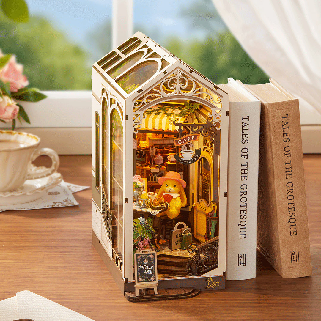 3D sestavljanka in držalo za knjige Book Nook, Holiday Cafe