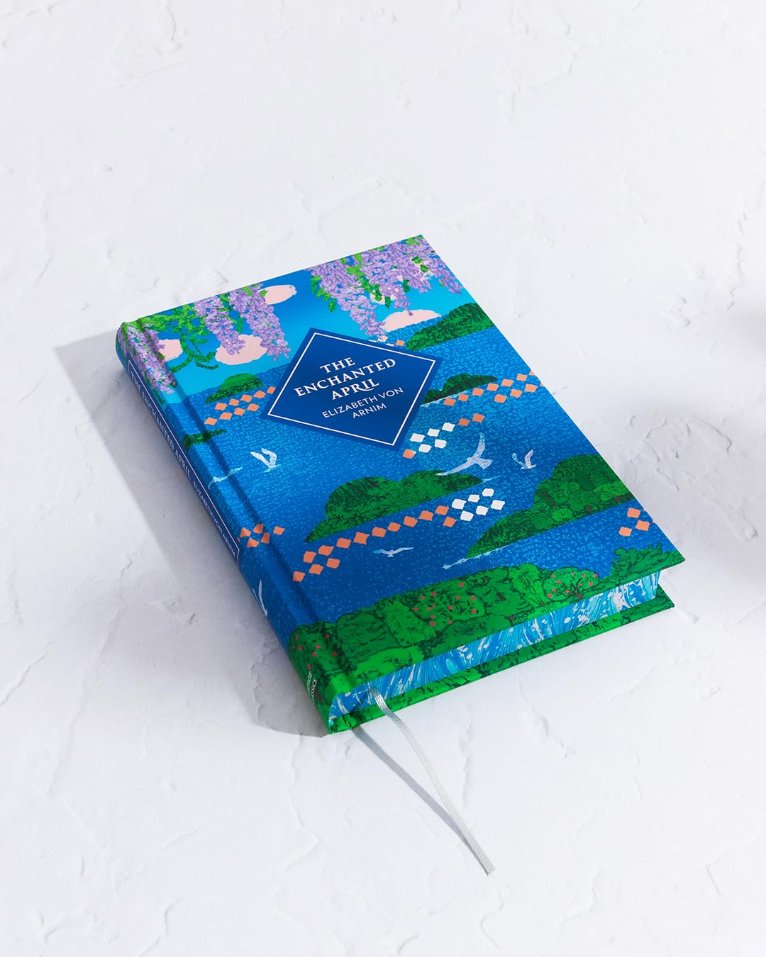 The Enchanted April (Vintage Collector's Classics)