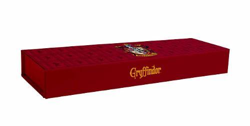 HARRY POTTER: GRYFFINDOR MAGNETIC PENCIL BOX